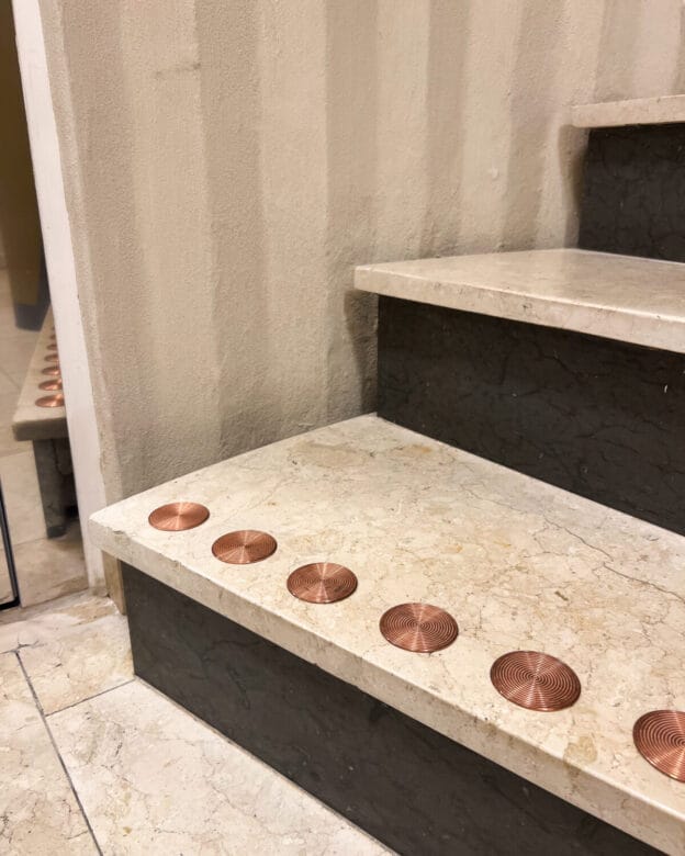 Kontrastmerking ÖVRE SLOTTS - Kobber – Rillet overflate 50 mm