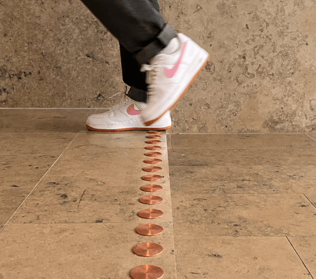 Kontrastmerking ÖVRE SLOTTS - Kobber – Rillet overflate 50 mm